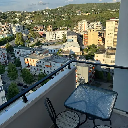 Centre Lions Gate 6 Avlonya