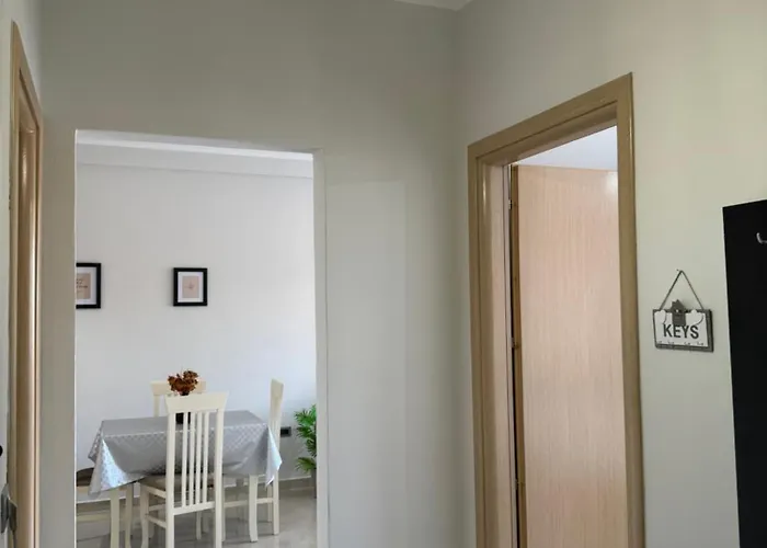 Centre Lions Gate 6 Avlonya