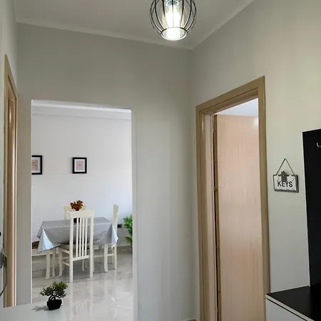 Centre Lions Gate 6 Vlore