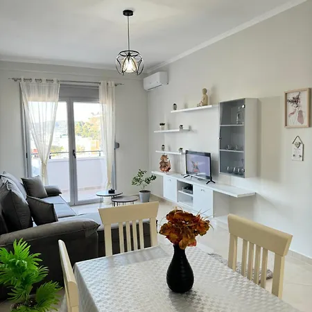 Centre Lions Gate 6 Appartement Vlorë