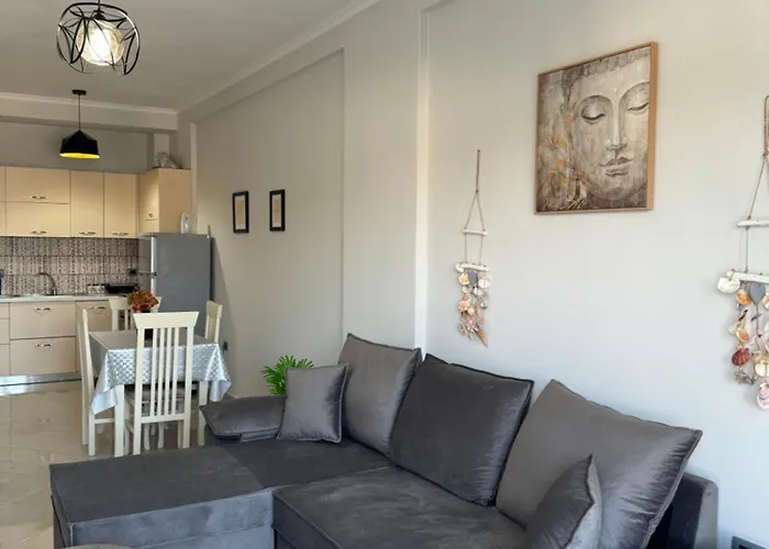 Apartment Centre Lions Gate 6 *