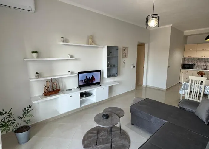 Apartment Centre Lions Gate 6 *